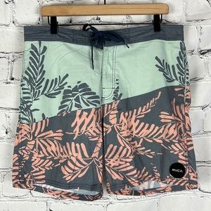 NWOT RVCA Swim Trunks Sz 34